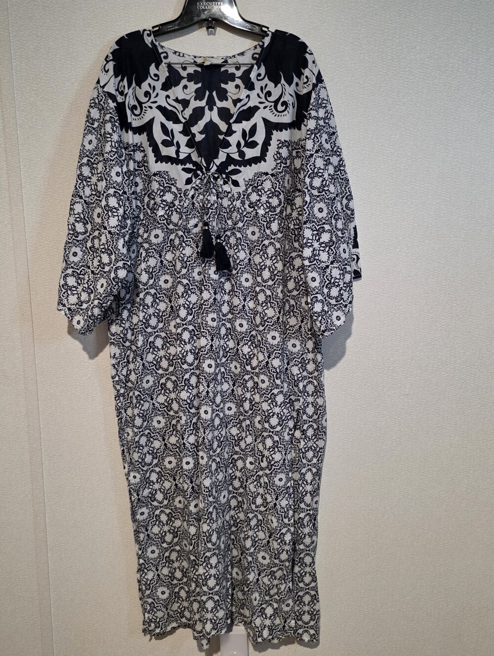 Boden Navy And White Printed Caftan Swim Cover-Up Size 8 Beach Swim Vacation